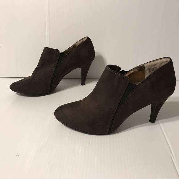 Nine West Celia suede brown ankle booties women size 7 1/2 M - Picture 2 of 11